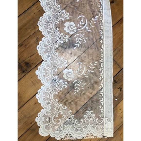 Vintage Heritage Lace Tier and Swag Window Set Embroidered Country Style - Picture 4 of 8